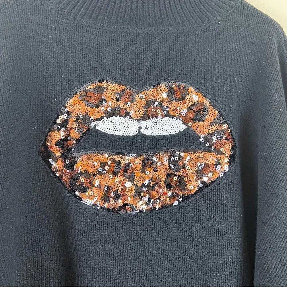 Torrid Drop Shoulder Turtle Neck Sweater Leopard Lips Black, Size 3/4